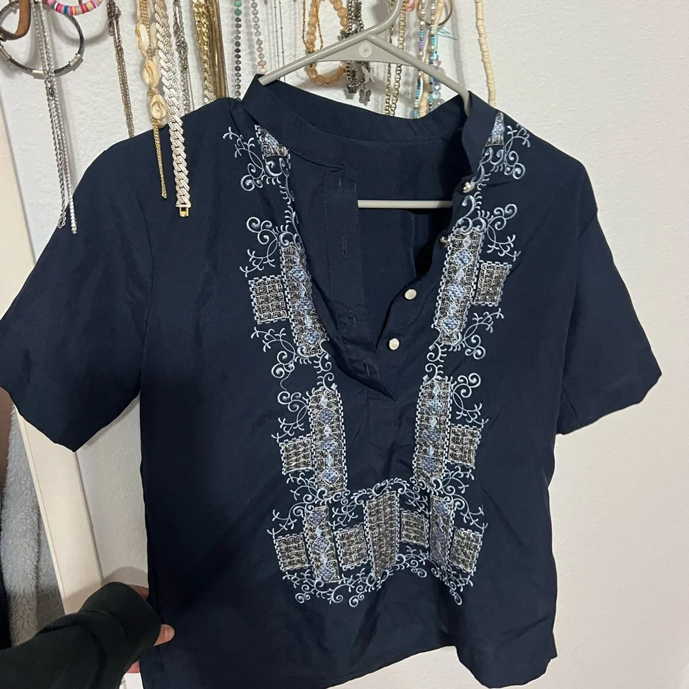 THAI women’s shirt - Picture 1 of 10
